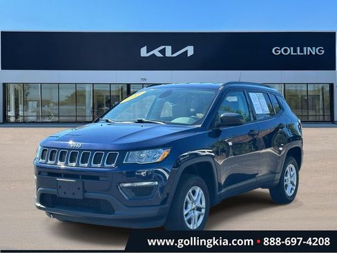 Used 2018 Jeep Compass Sport AWD/4WD image 5
