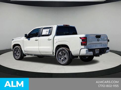 Certified 2025 Nissan Frontier SV w/ SV Convenience Package RWD image 9