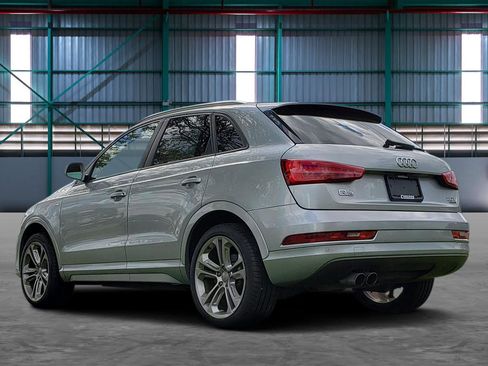 Used 2018 Audi Q3 2.0T Premium w/ Convenience Package AWD/4WD image 3