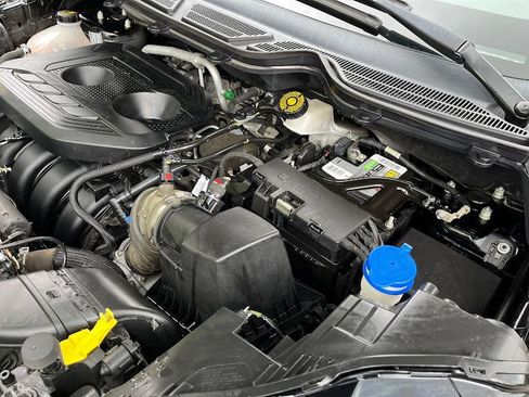 Used 2019 Ford EcoSport SES w/ Interior Protection Package AWD/4WD image 29