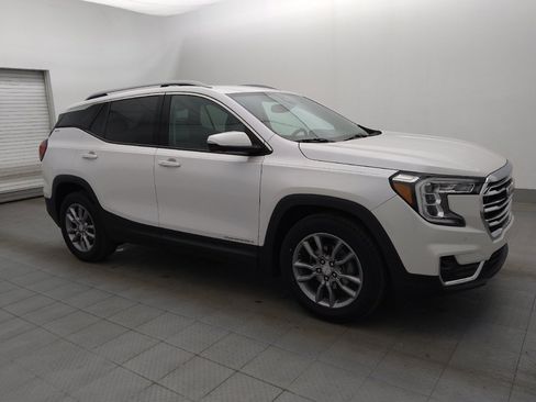 Used 2022 GMC Terrain SLT w/ Tech Package image 11