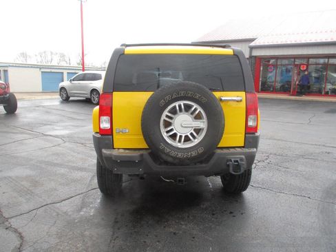 Used 2007 HUMMER H3 image 4