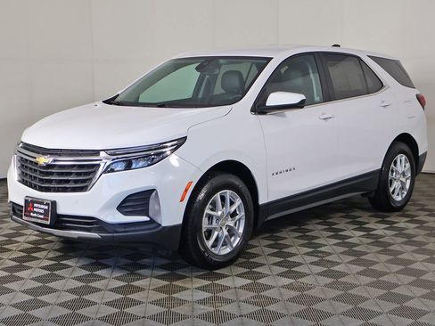 Used 2022 Chevrolet Equinox LT AWD/4WD image 7