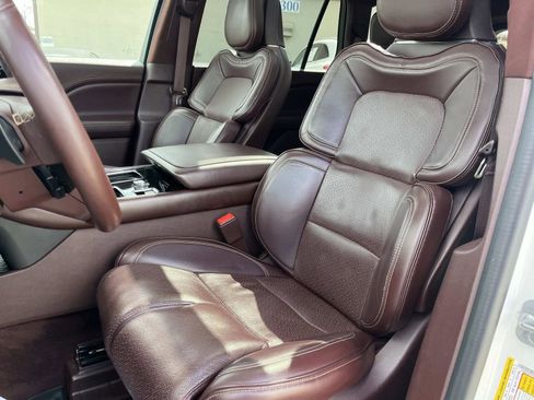 Used 2022 Lincoln Aviator Black Label Grand Touring image 24