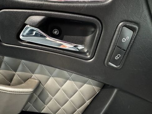 Used 2017 Mercedes-Benz G 63 AMG 4MATIC image 26