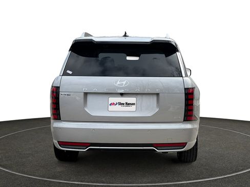 Used 2026 Hyundai Palisade Calligraphy image 5