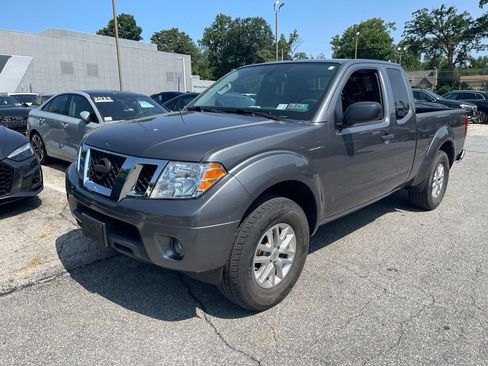 Used 2016 Nissan Frontier SV w/ SV Value Truck Package AWD/4WD image 7