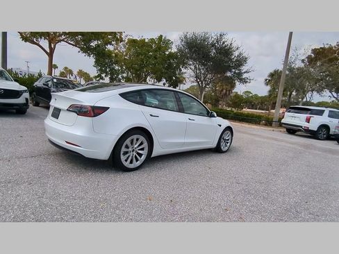 Used 2023 Tesla Model 3 Standard Range image 37