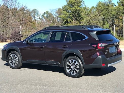 Certified 2023 Subaru Outback Limited image 4