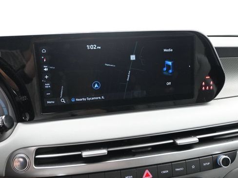 Used 2024 Hyundai Palisade SEL FWD image 17