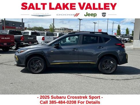 Used 2025 Subaru Crosstrek 2.5i Sport AWD/4WD image 2