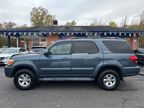 Used 2006 Toyota Sequoia SR5 image 8