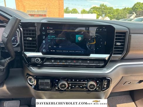 Used 2025 Chevrolet Silverado 3500 High Country w/ High Country Premium Package AWD/4WD image 15