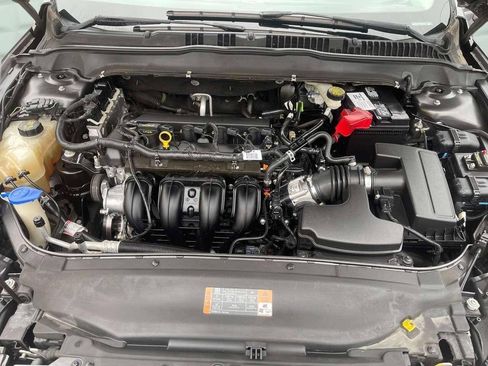 Used 2015 Ford Fusion SE image 8