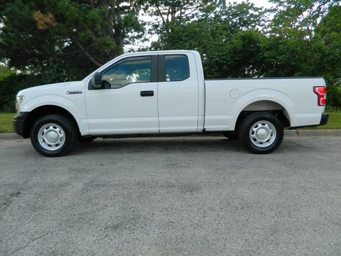 Used 2018 Ford F150 XL RWD image 4