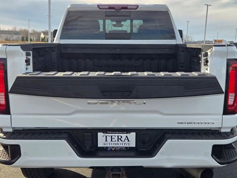 Used 2021 GMC Sierra 3500 Denali w/ Technology Package image 17