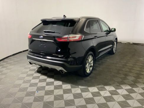 Used 2019 Ford Edge Titanium image 7