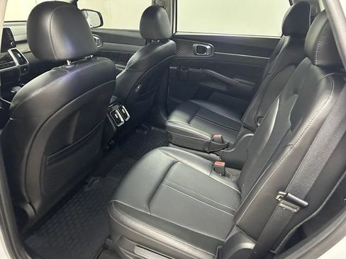 Used 2022 Kia Sorento SX AWD/4WD image 14