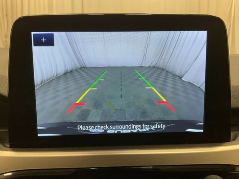 Used 2020 Ford Escape SE image 25