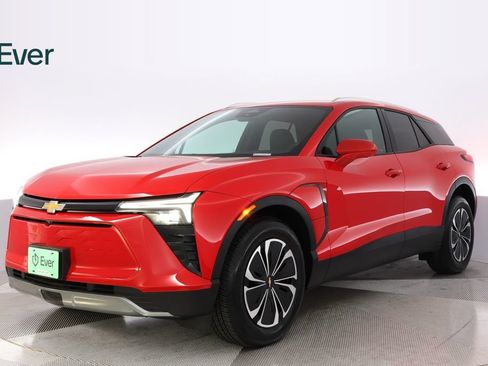Used 2024 Chevrolet Blazer EV LT AWD/4WD image 2