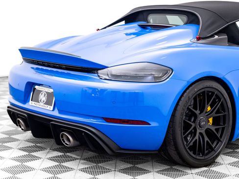 Used 2025 Porsche 718 Boxster Spyder RS image 32