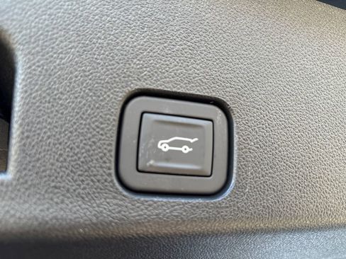 New 2026 GMC Acadia Denali Ultimate w/ LPO, Floor Liner Package image 47