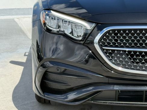 New 2026 Mercedes-Benz E 450 4MATIC Sedan image 5