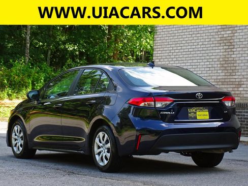 Used 2025 Toyota Corolla LE FWD image 7