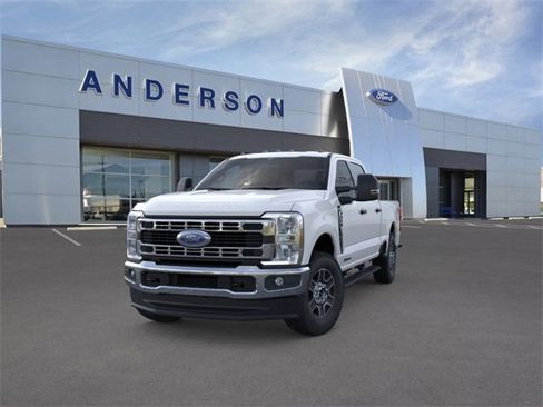 New 2025 Ford F350 XLT w/ FX4 Off-Road Package image 2