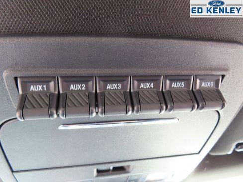 New 2025 Ford F350 Platinum w/ FX4 Off-Road Package image 21