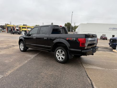 Used 2019 Ford F150 Platinum w/ Equipment Group 701A Luxury image 9