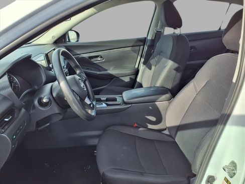 Used 2025 Nissan Sentra S image 22