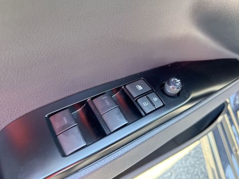 Used 2025 Toyota Camry XSE image 15