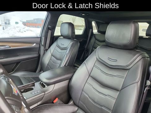 Used 2018 Cadillac XT5 Platinum image 21