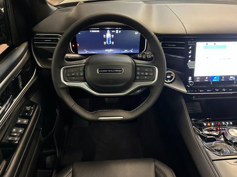 New 2026 Jeep Grand Wagoneer Limited image 13