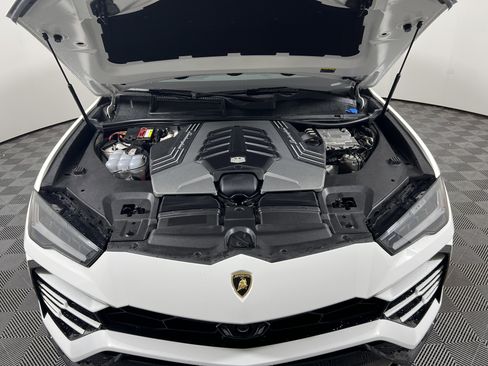Used 2019 Lamborghini Urus AWD/4WD image 20