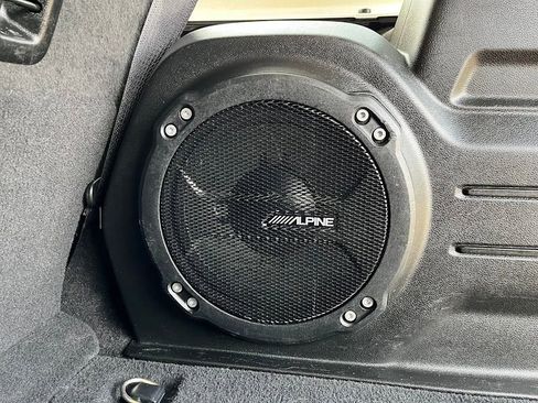 Used 2018 Jeep Wrangler Unlimited Rubicon w/ LED Lighting Group image 46