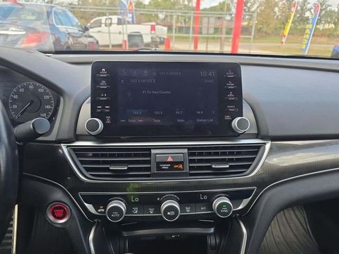 Used 2020 Honda Accord Sport image 10