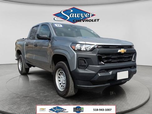 Used 2024 Chevrolet Colorado W/T RWD image 7