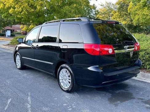 Used 2008 Toyota Sienna XLE Limited FWD image 9