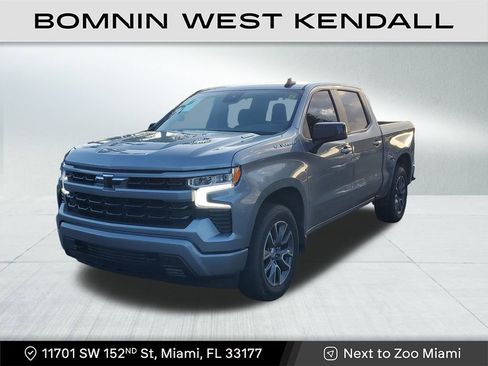 Used 2024 Chevrolet Silverado 1500 RST image 3