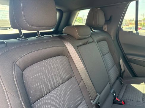 Used 2025 Chevrolet Equinox LT FWD image 9