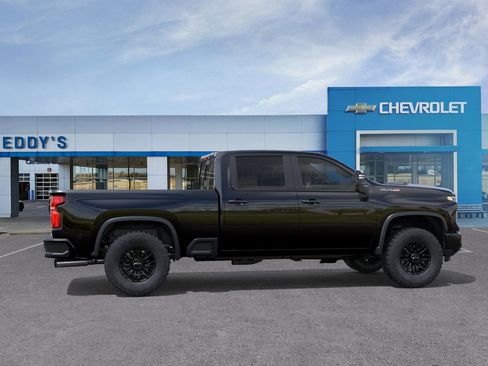 New 2026 Chevrolet Silverado 2500 ZR2 w/ LPO, Dark Essentials Package AWD/4WD image 6