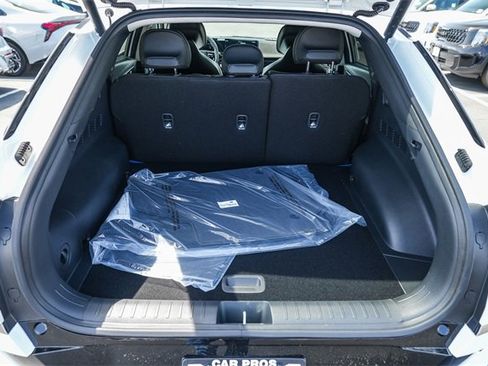 New 2025 Kia EV6 Wind image 12