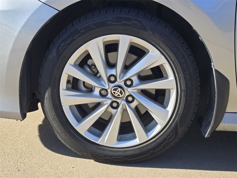 Used 2024 Toyota Camry LE image 27