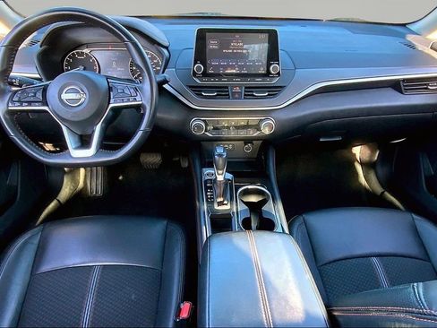 Used 2024 Nissan Altima 2.5 SR image 7