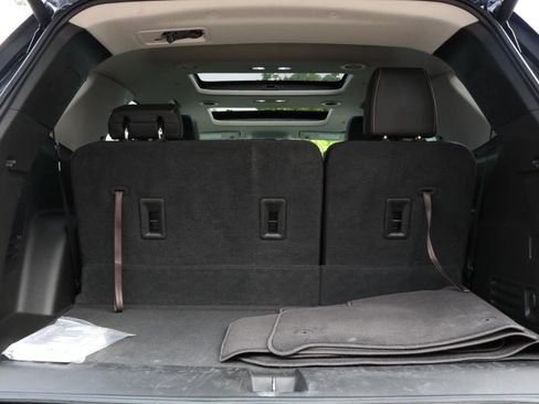 Used 2019 Chevrolet Traverse Premier w/ Redline Edition AWD/4WD image 41