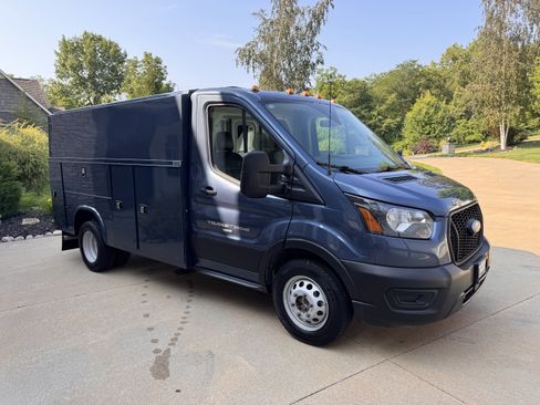 Used 2025 Ford Transit 350 DRW RWD image 6