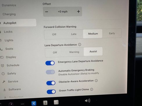 Used 2022 Tesla Model Y Performance image 45