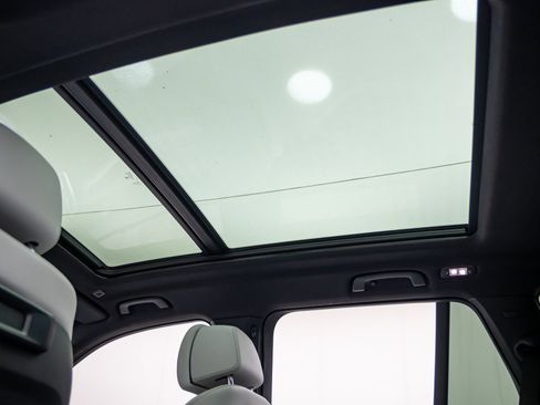 Used 2023 BMW X5 M50i w/ Climate Comfort Package image 19